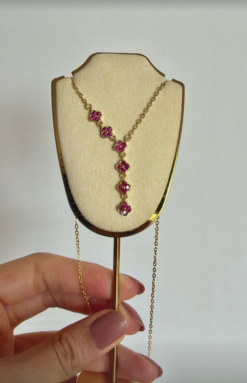 Cadena Estefania Larga
