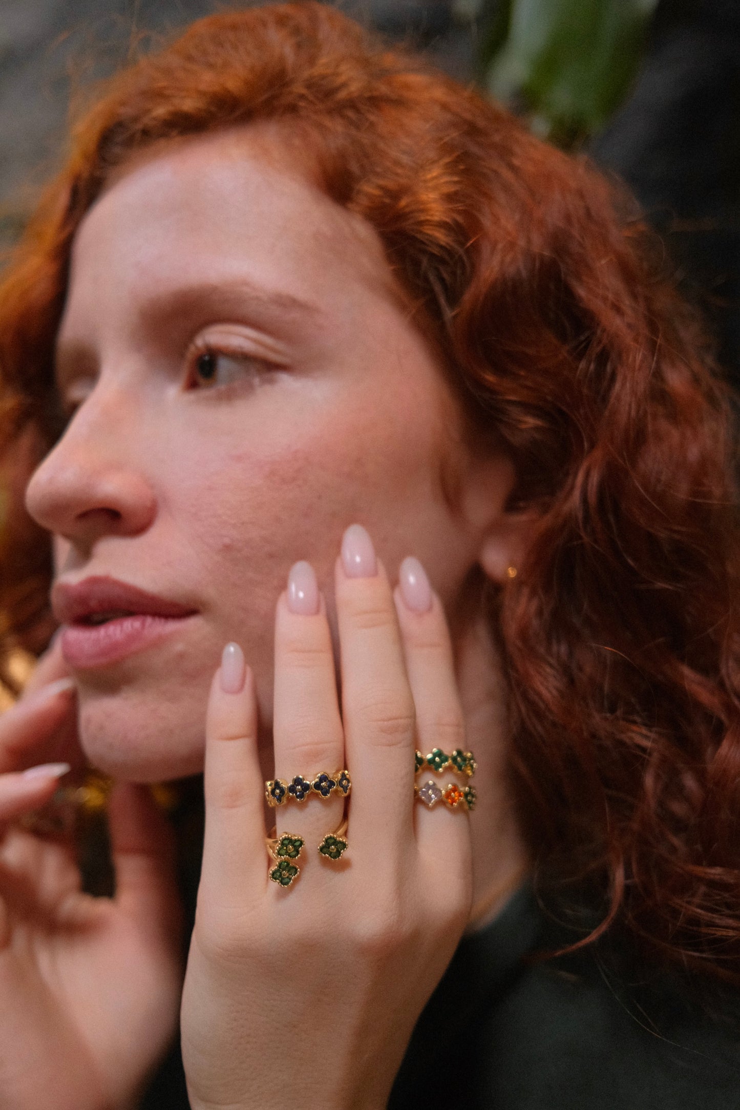 Anillo Estefania Dorado Multicolor